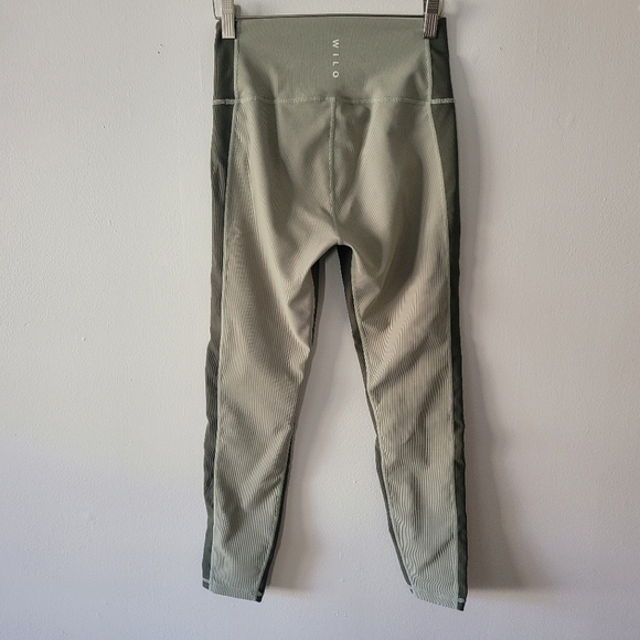 Wilo Anthropologie Ribbed Colorblock Two Tone Sage Green Leggings Medium - Picture 3 of 10